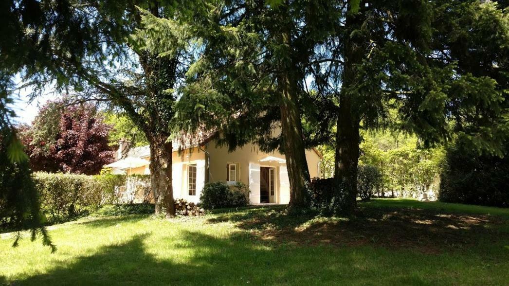Le Cèdre enchanté La Guiche Exterior foto