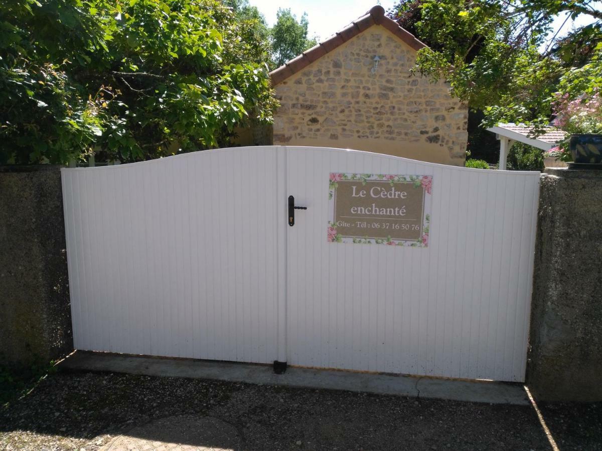 Le Cèdre enchanté La Guiche Exterior foto